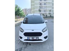 Sahibinden Ford Tourneo Courier 1.5 TDCi Delux 2019 Model  156.500 km Beyaz