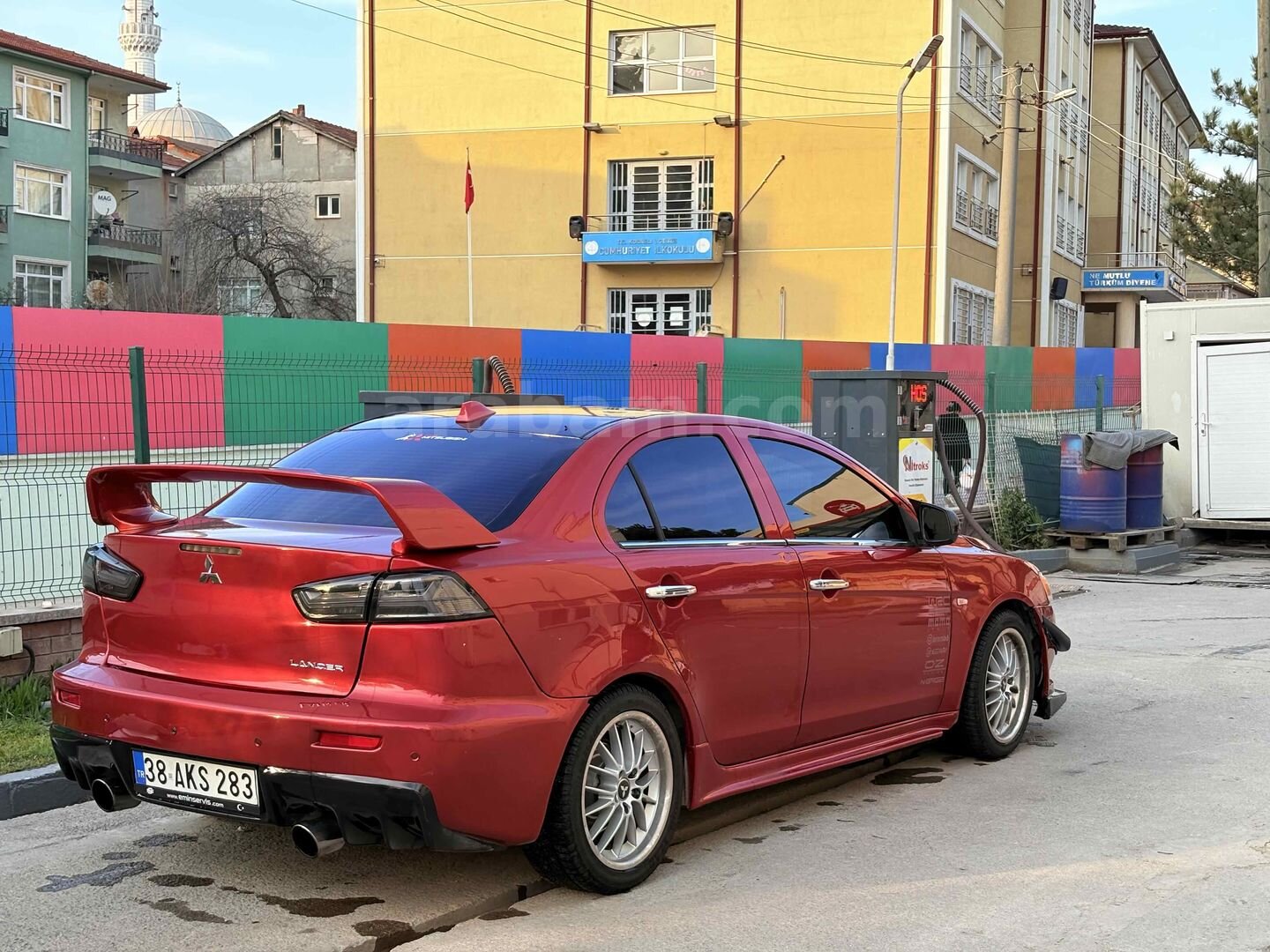 Sahibinden Mitsubishi Lancer 1.5 Inform 2009 Model İstanbul 237.000 km Kırmızı 3