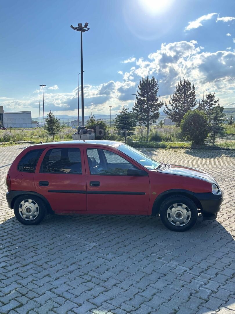 Sahibinden Opel Corsa 1.4 GLS 1998 Model Kars 294.000 km Kırmızı 7