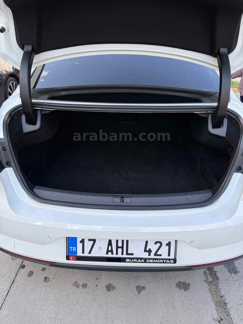 Sahibinden Renault Talisman 1.6 dCi Touch 2016 Model Kars 127.000 km Beyaz 7