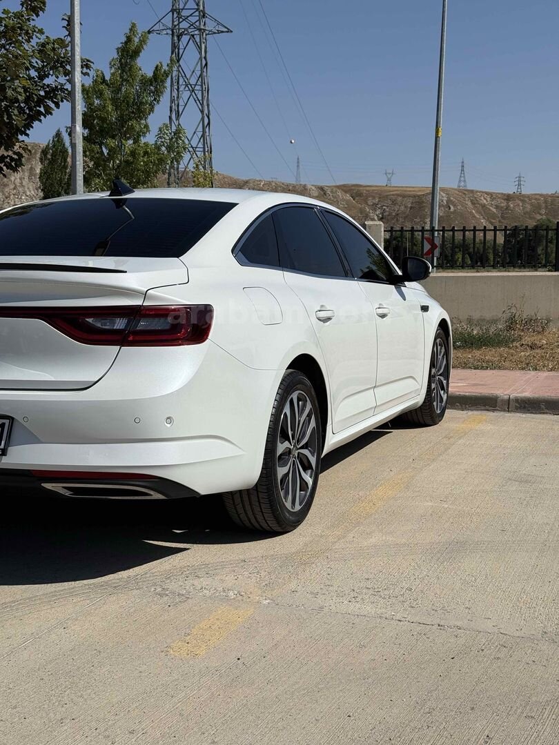 Sahibinden Renault Talisman 1.6 dCi Touch 2016 Model Kars 127.000 km Beyaz 5