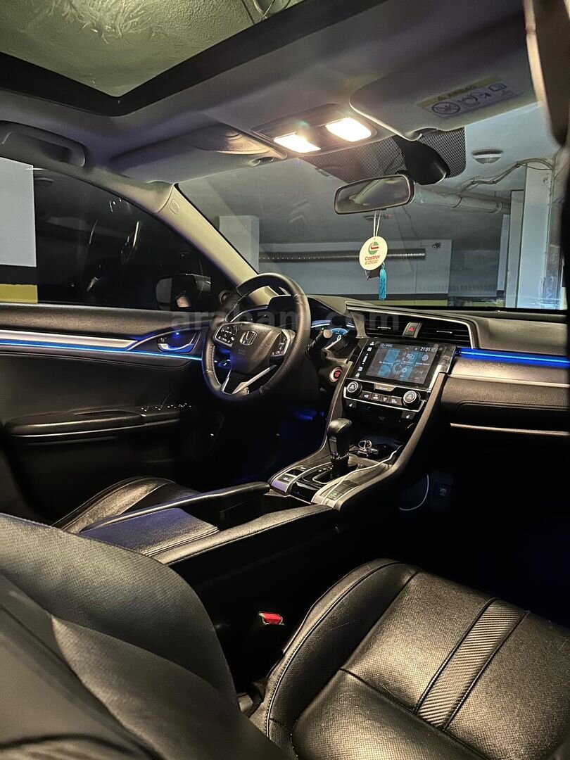 Sahibinden Honda Civic 1.6i VTEC Eco Executive 2018 Model İstanbul 130.300 km Füme 7