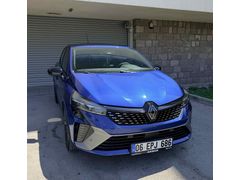 SAHİBİNDEN  HATASIZ BOYASIZ TRAMERSİZ Renault Clio 1.0 TCe Techno Esprit Alpine 2024 Model 