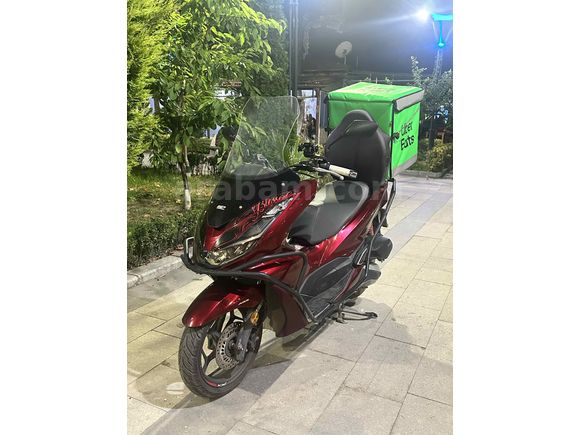2022 TEMİZ BAKIMLI HONDA PCX125