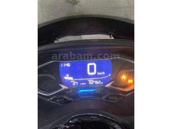 2022 TEMİZ BAKIMLI HONDA PCX125