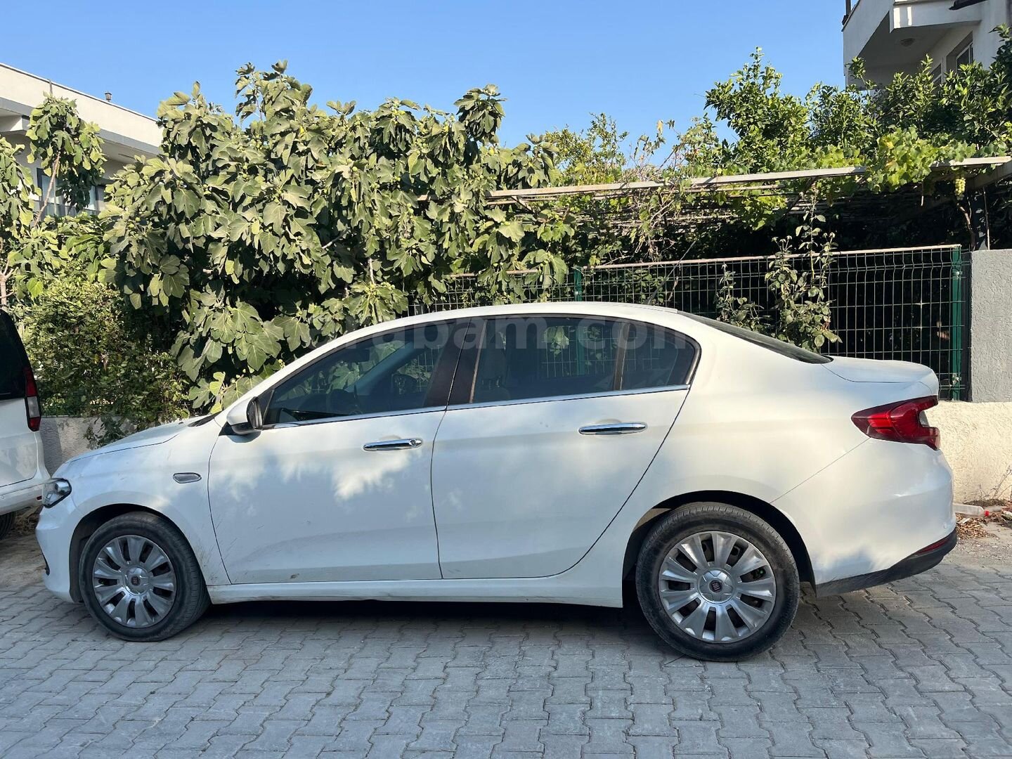 Sahibinden Fiat Egea 1.6 Multijet Comfort 2017 Model Hatay 235.000 km Beyaz 4