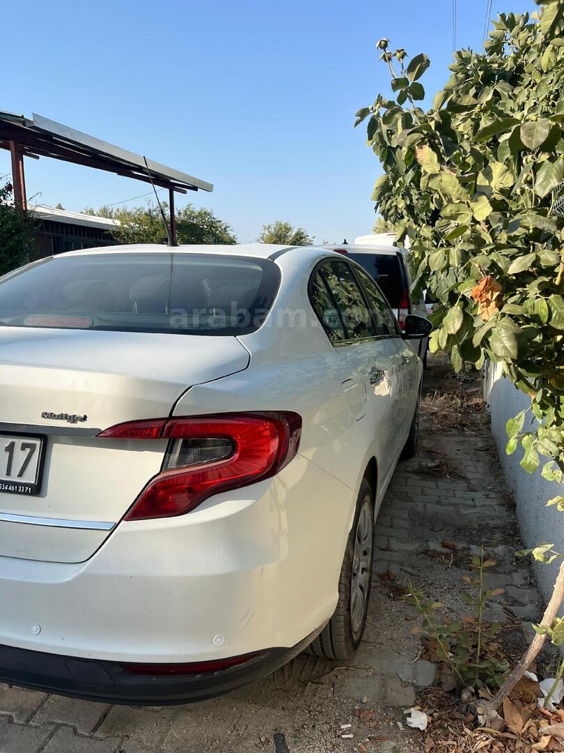 Sahibinden Fiat Egea 1.6 Multijet Comfort 2017 Model Hatay 235.000 km Beyaz 3