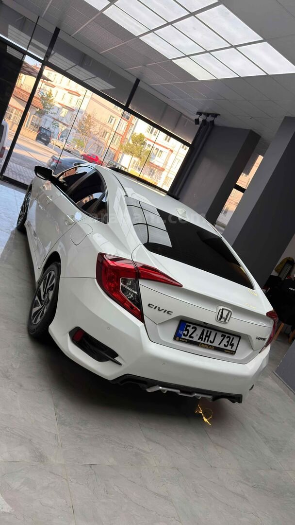 Sahibinden Honda Civic 1.6i DTEC Elegance 2018 Model Malatya 103.500 km Beyaz 5