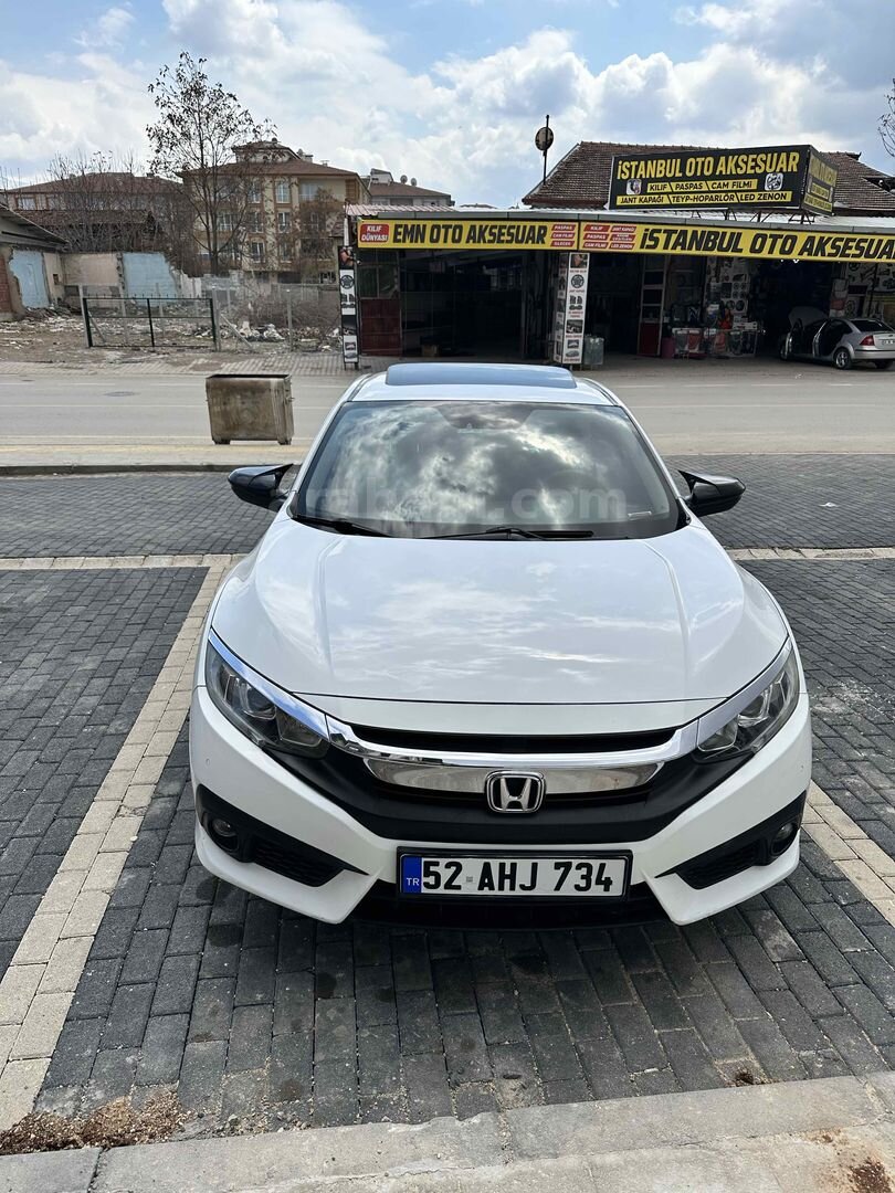 Sahibinden Honda Civic 1.6i DTEC Elegance 2018 Model Malatya 103.500 km Beyaz 1