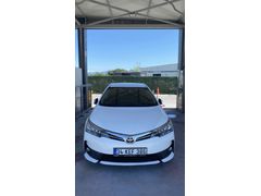 Sahibinden Toyota Corolla 1.4 D-4D Advance 2017 Model  200.000 km Beyaz