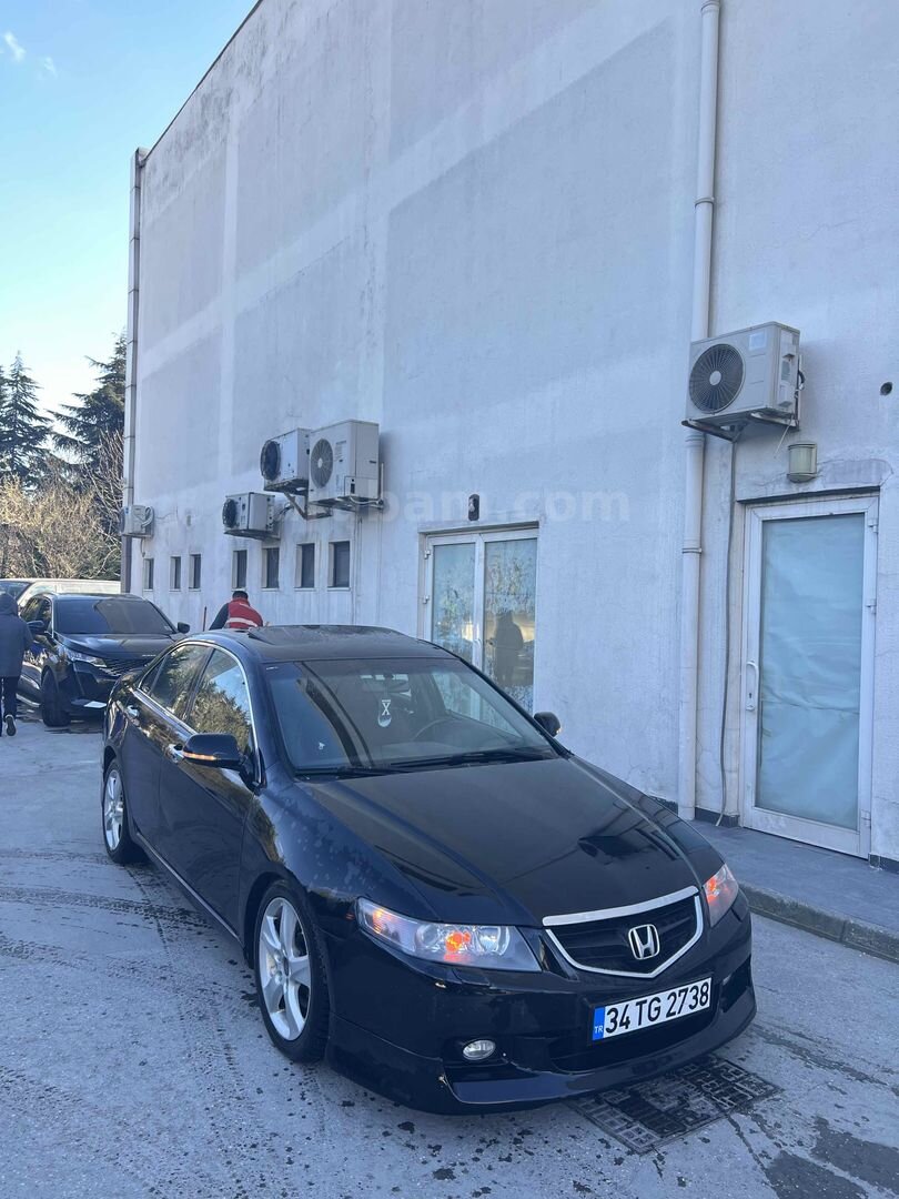 Sahibinden Honda Accord 2.4 Executive 2004 Model İstanbul 455.000 km Siyah 5
