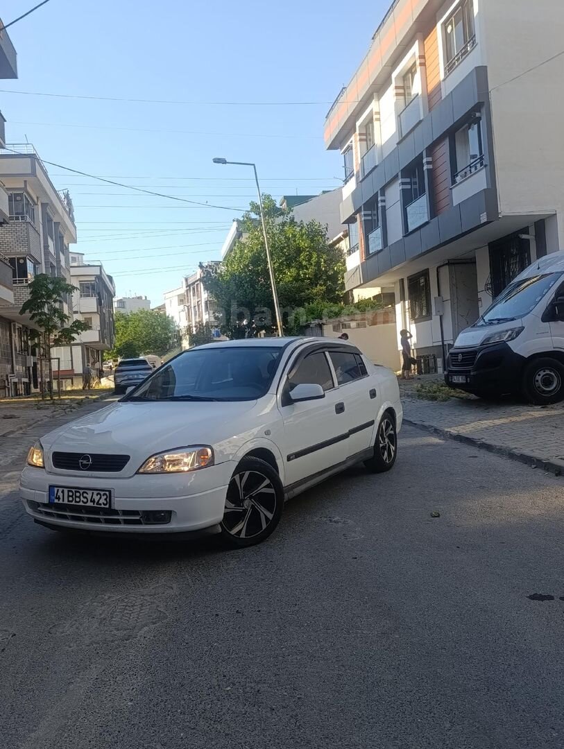 Sahibinden Opel Astra 1.7 CDTI Classic 2001 Model İstanbul 345.000 km Beyaz 7