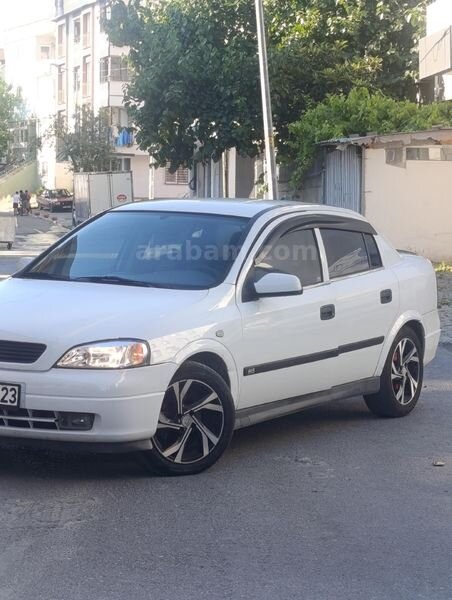 Sahibinden Opel Astra 1.7 CDTI Classic 2001 Model İstanbul 345.000 km Beyaz