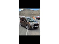 Sahibinden Ford Tourneo Courier 1.5 TDCi Titanium Plus 2020 Model  75.000 km Füme