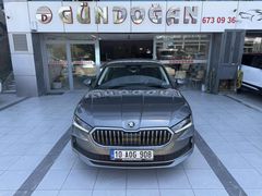 2024 SÜPERB 1.5 TSİ HYBRİD PREMİUM 51 BİN. KM DE HATASIZ BOYASIZ