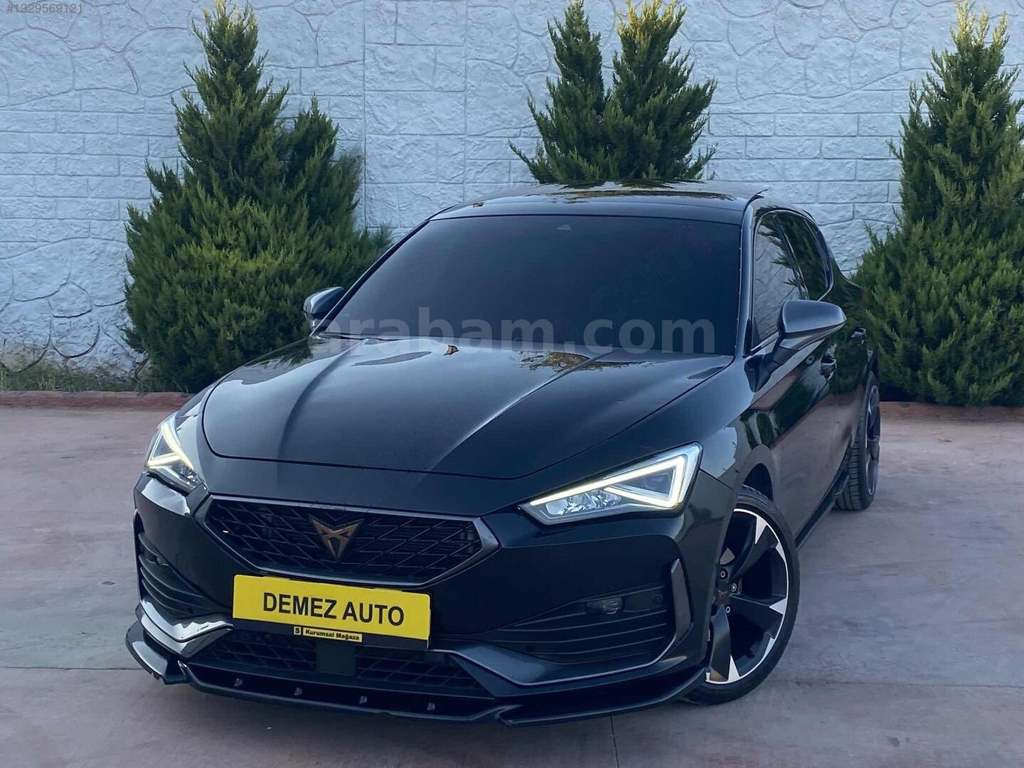 Galeriden Cupra Leon 1.5 eTSI Standart 2023 Model Gaziantep 61.000 km Siyah 3