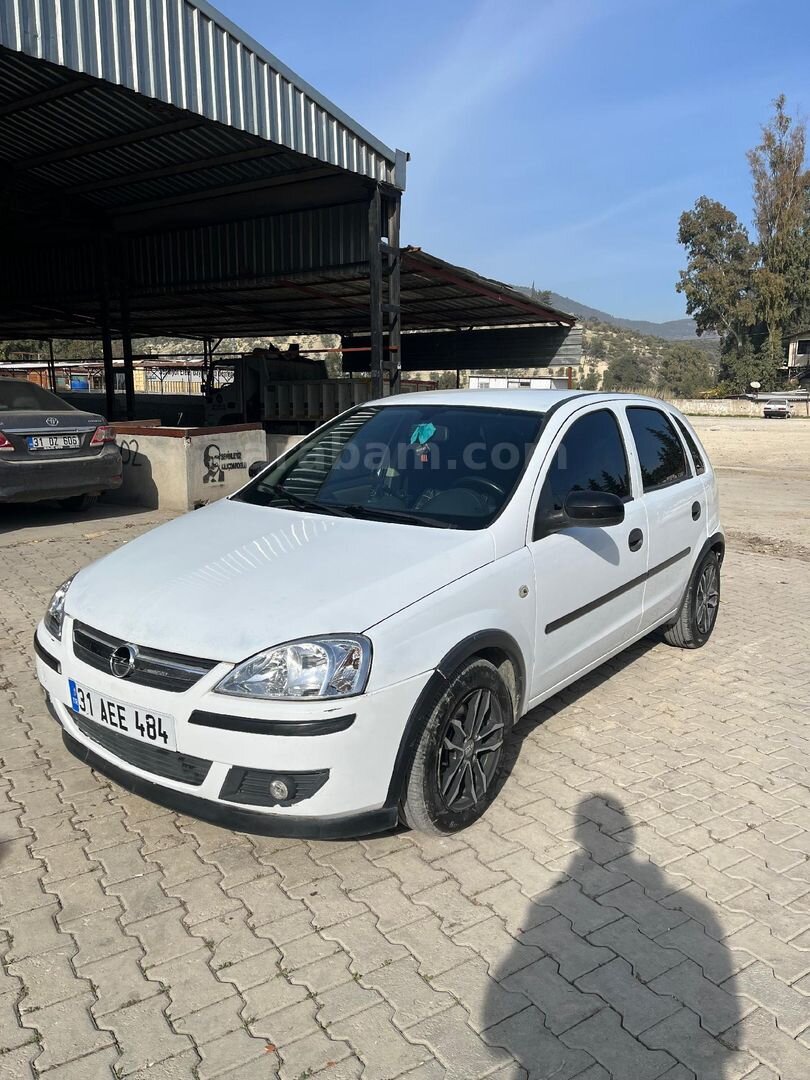 Sahibinden Opel Corsa 1.3 CDTI Essentia 2006 Model Hatay 301.000 km Beyaz 1