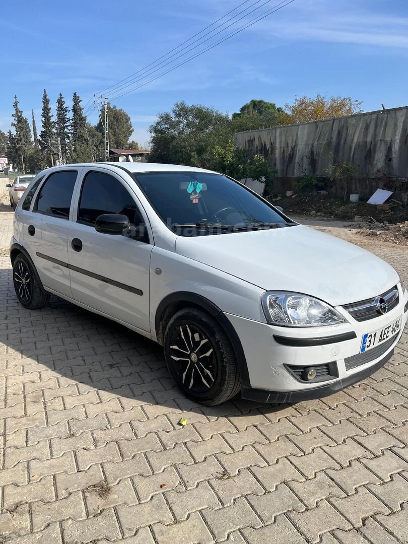 Sahibinden Opel Corsa 1.3 CDTI Essentia 2006 Model Hatay 301.000 km Beyaz 3