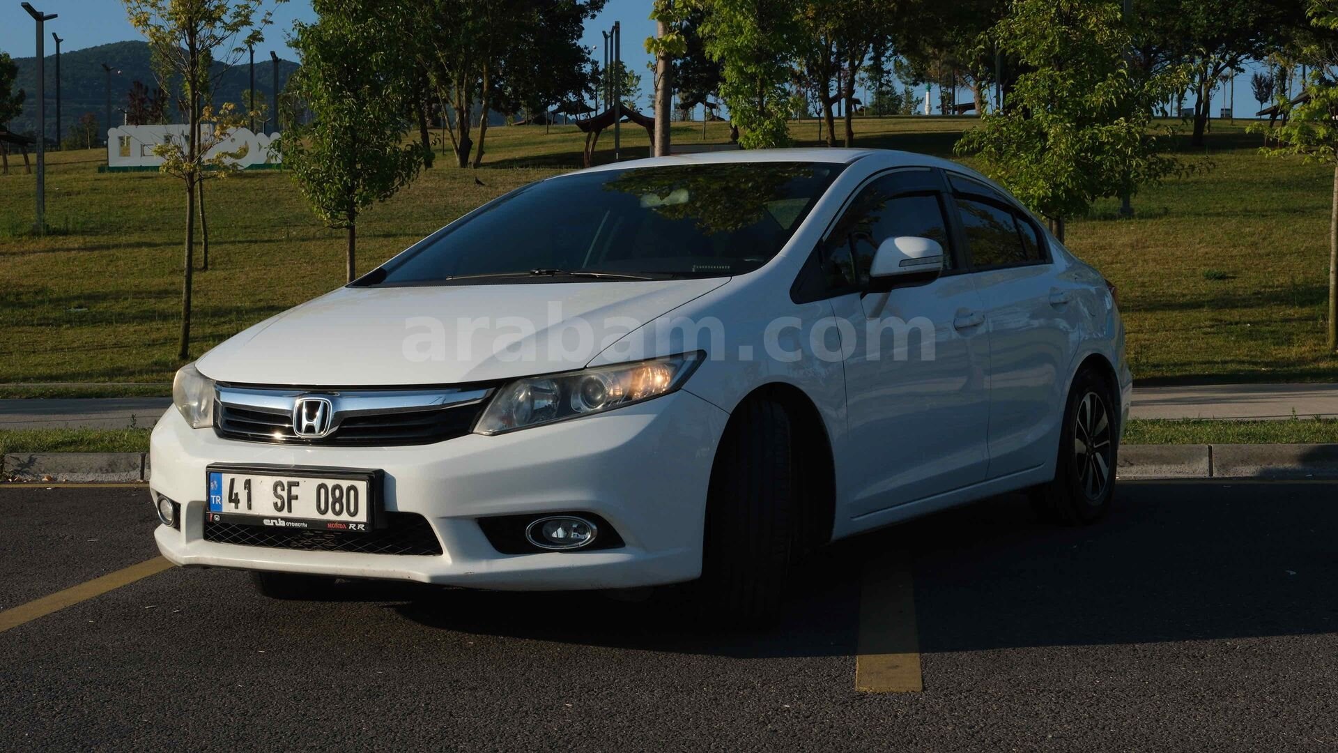 Sahibinden Honda Civic 1.6 Dream 2013 Model Kocaeli 173.300 km Beyaz 2