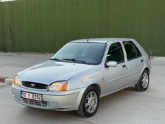 Klimalı Ford Fiesta 1.25 Ghia