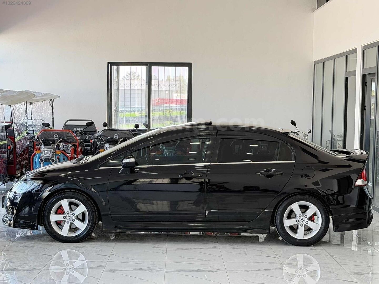 Galeriden Honda Civic 1.6i VTEC Elegance 2011 Model Antalya 158.000 km Siyah 3