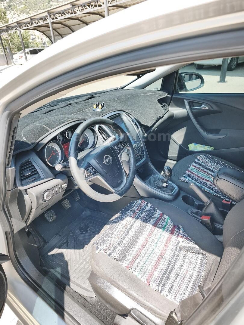 Sahibinden Opel Astra 1.6 Edition 2017 Model Adana 184.000 km Gri 3