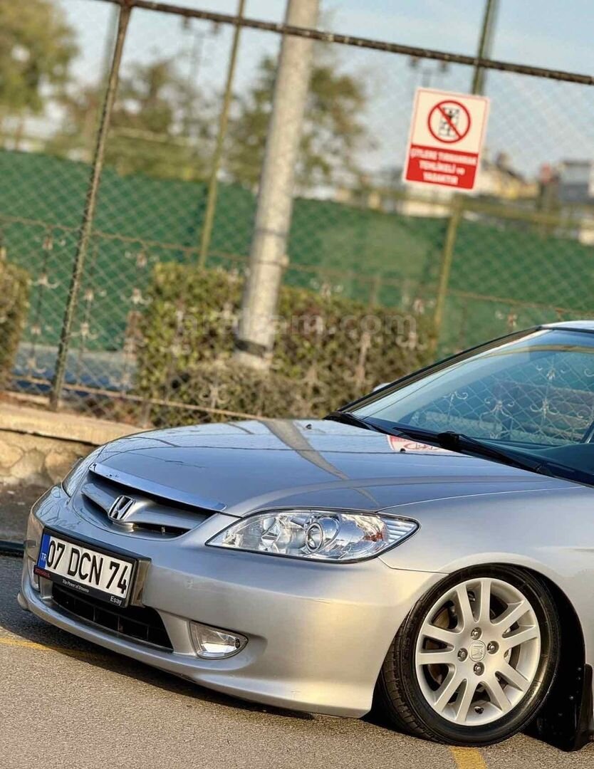 Sahibinden Honda Civic 1.6i VTEC ES 2005 Model Antalya 258.000 km Gri (Gümüş) 4