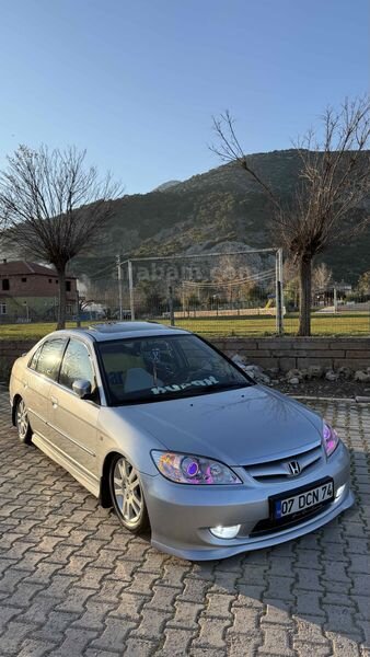 Sahibinden Honda Civic 1.6i VTEC ES 2005 Model Antalya 258.000 km Gri (Gümüş)