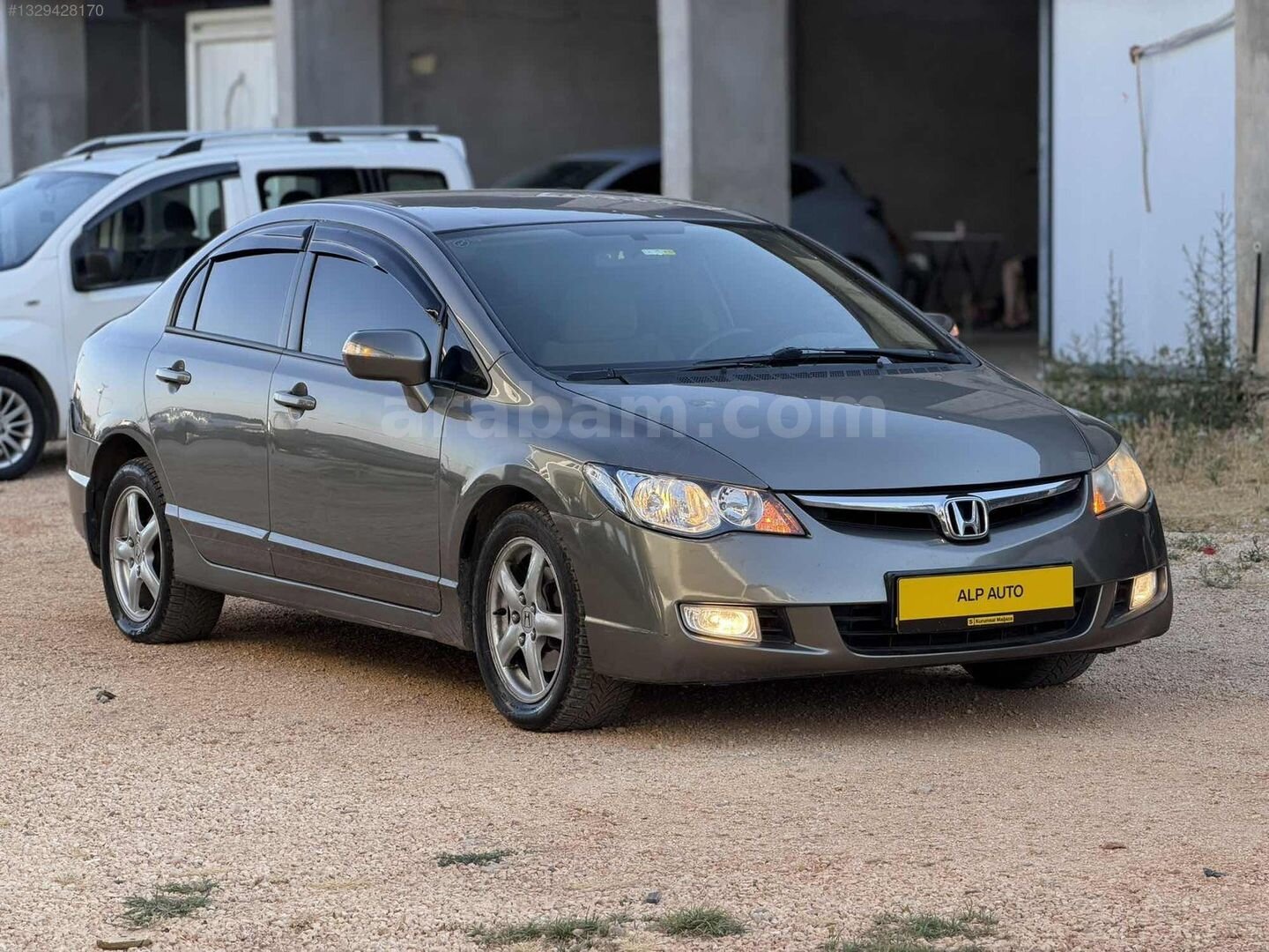 Galeriden Honda Civic 1.6i VTEC Premium 2009 Model Hatay 270.000 km Kahverengi 2