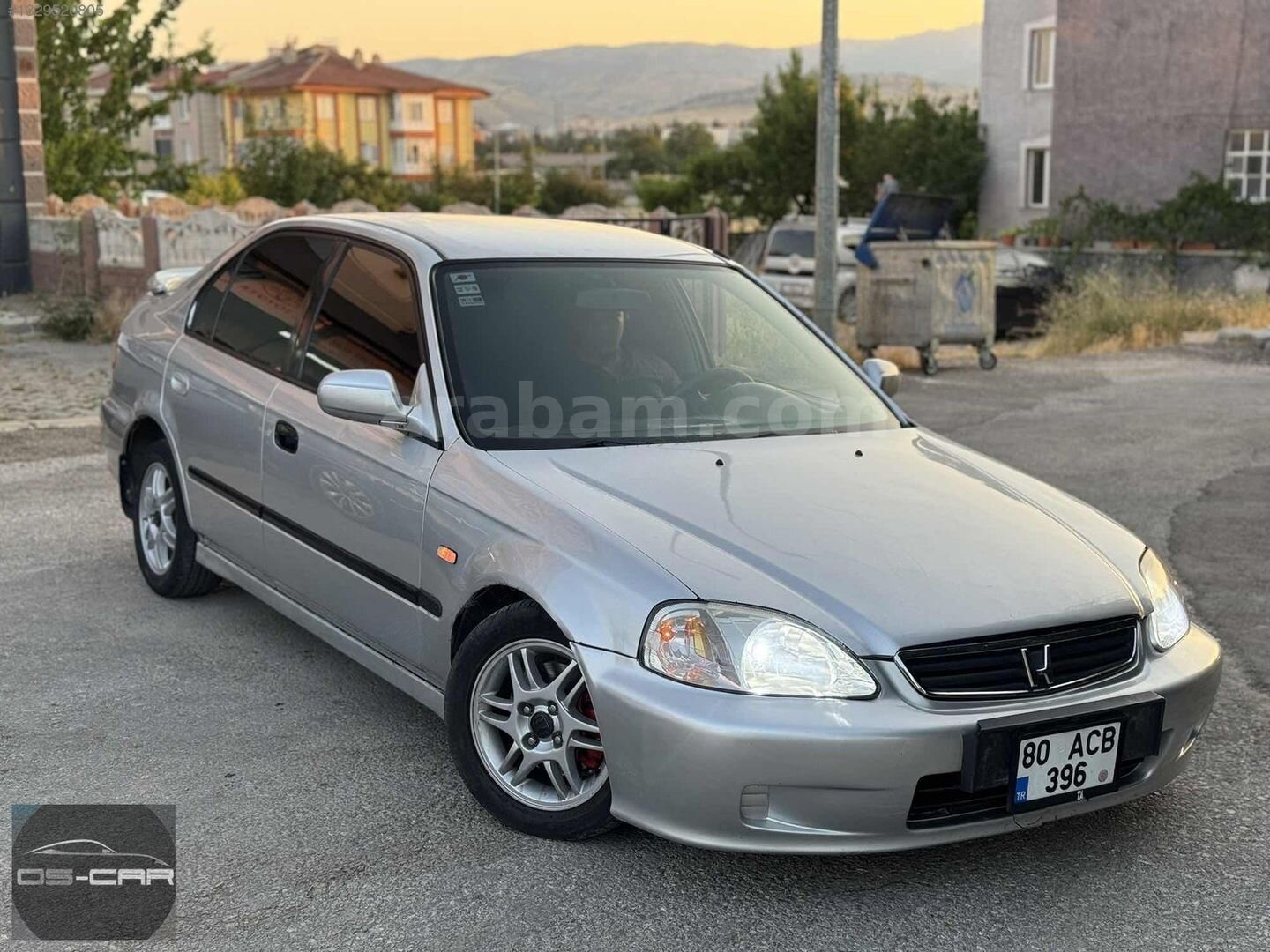 Galeriden Honda Civic 1.6 i ES 2000 Model Afyonkarahisar 270.000 km Gri 4