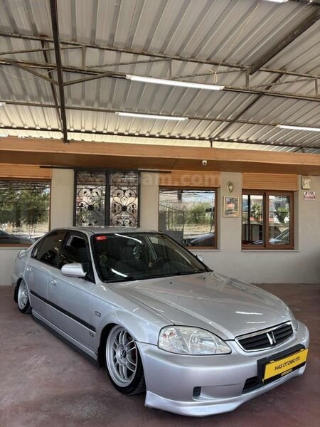Galeriden Honda Civic 1.4 i S 2000 Model Aydın 287.000 km Gri