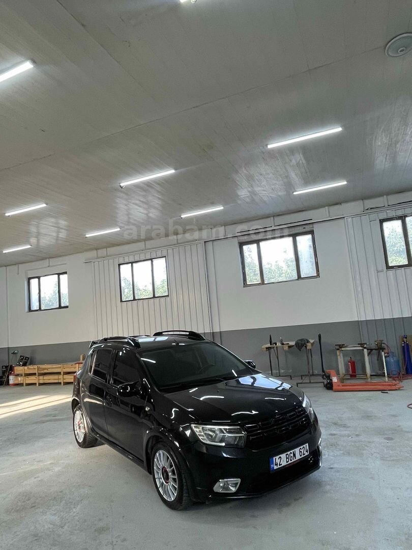 Sahibinden Dacia Sandero 1.5 dCi Stepway 2014 Model Denizli 270.000 km Siyah 4