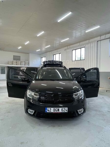 Sahibinden Dacia Sandero 1.5 dCi Stepway 2014 Model Denizli 270.000 km Siyah