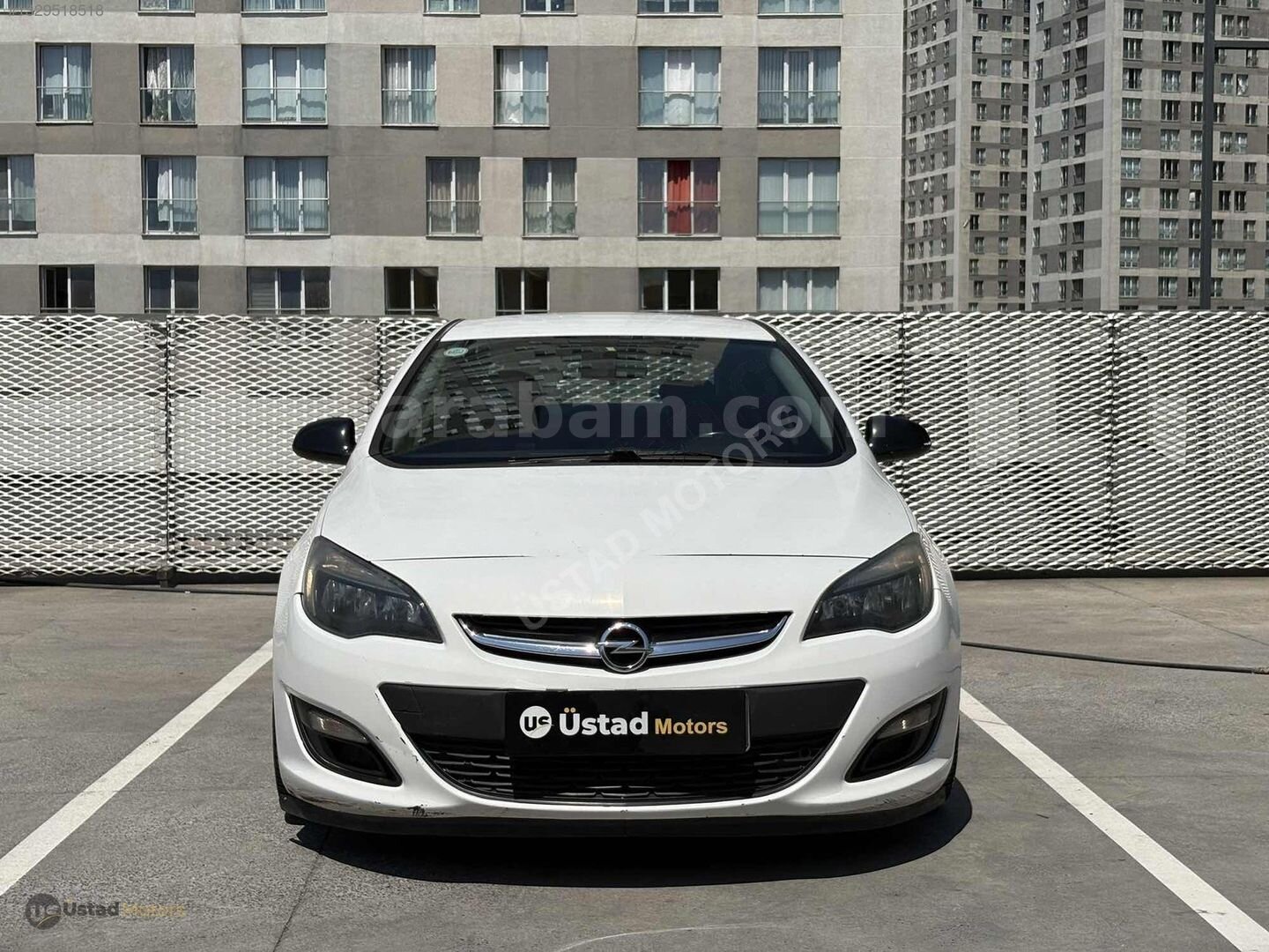 Galeriden Opel Astra 1.6 Edition 2015 Model İstanbul 154.000 km Beyaz 2