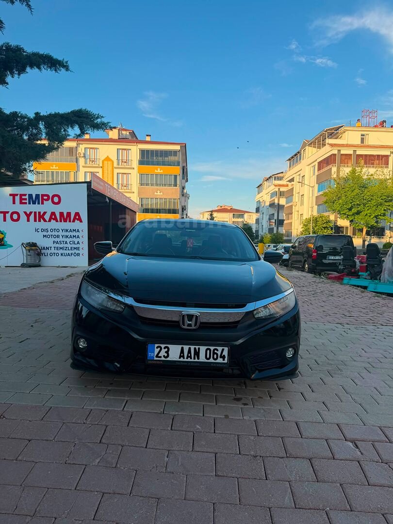 Galeriden Honda Civic 1.6i VTEC Eco Executive 2018 Model Elazığ 95.000 km Siyah 2