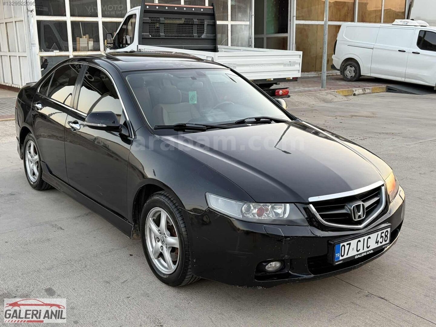 Galeriden Honda Accord 2.4 Executive 2004 Model Antalya 450.000 km Siyah 3