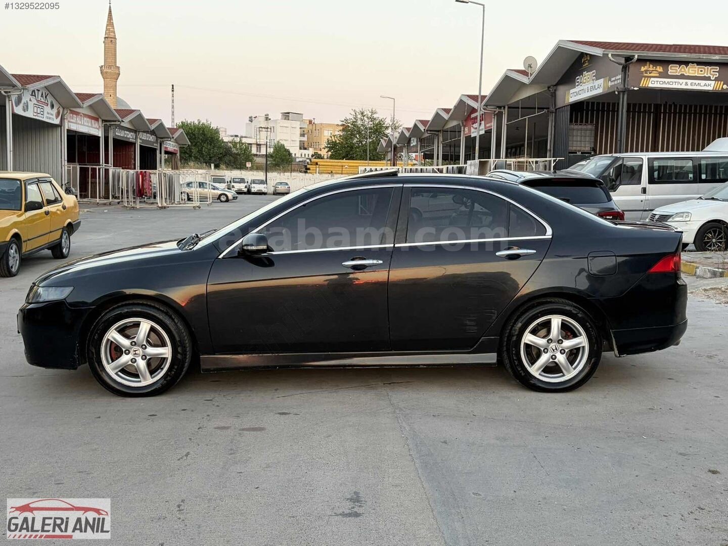 Galeriden Honda Accord 2.4 Executive 2004 Model Antalya 450.000 km Siyah 4