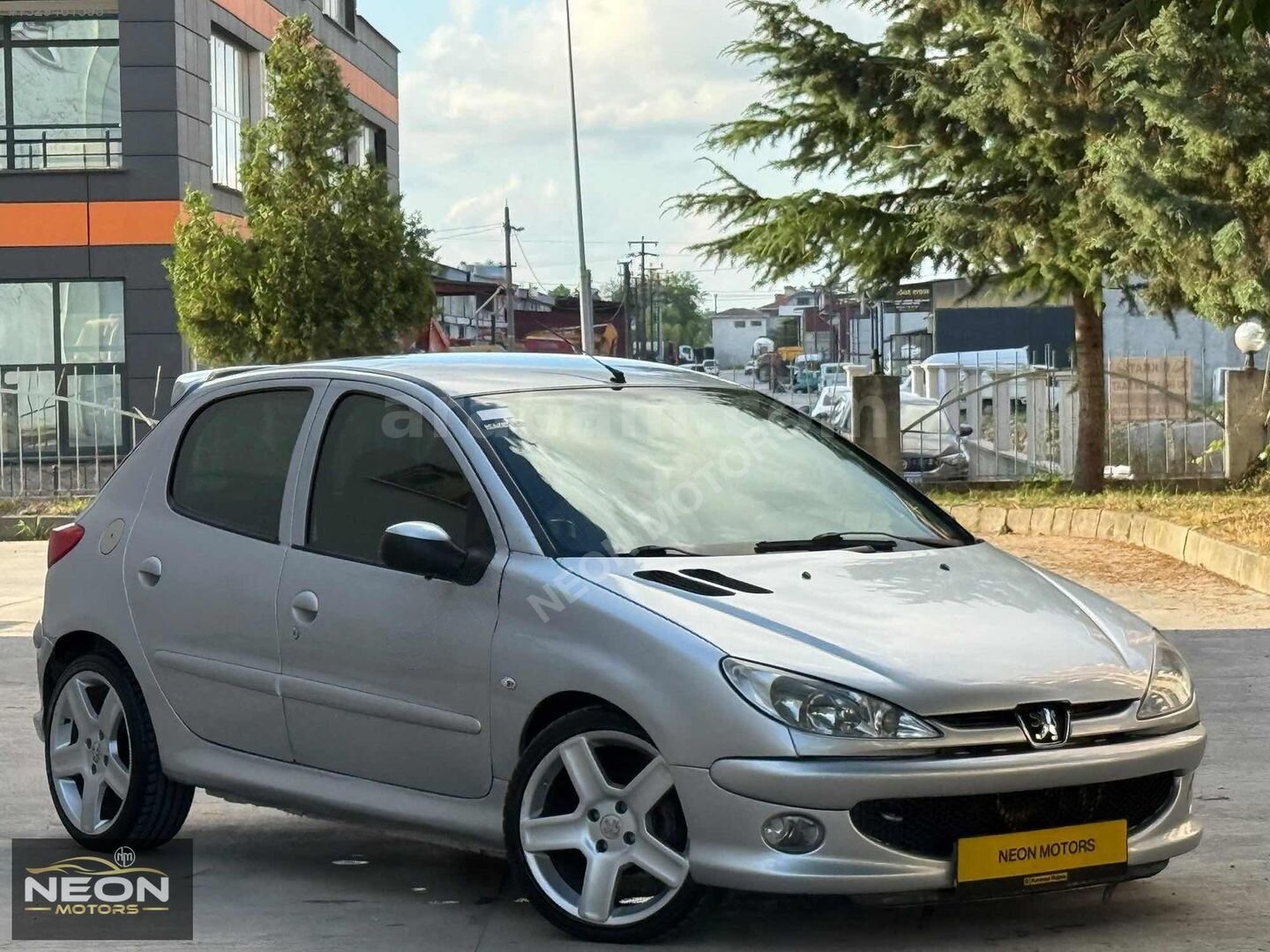 Galeriden Peugeot 206 1.4 XR 2002 Model Samsun 367.000 km Gri 1
