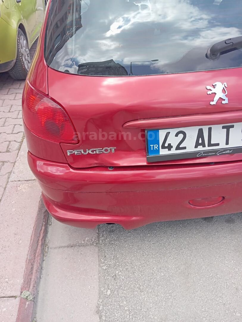 Sahibinden Peugeot 206 1.4 HDi Feline 2006 Model Konya 300.000 km Kırmızı 1