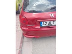 Sahibinden Peugeot 206 1.4 HDi Feline 2006 Model  269.000 km Kırmızı
