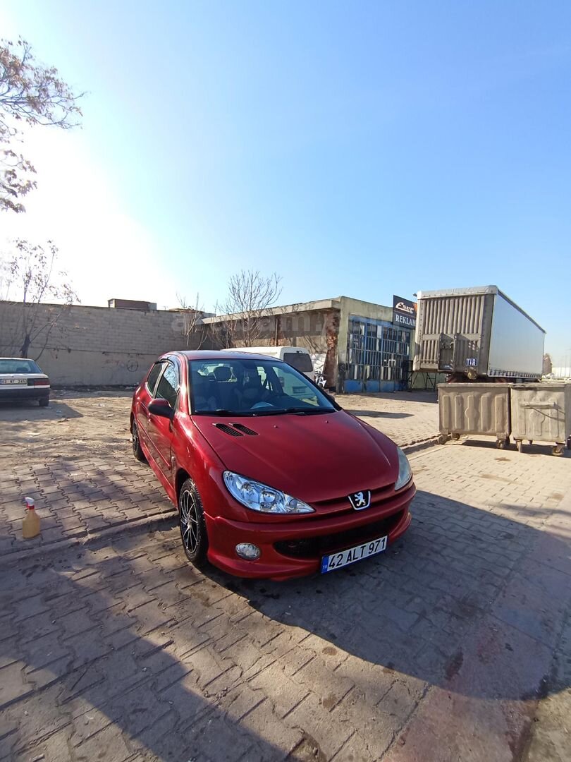 Sahibinden Peugeot 206 1.4 HDi Feline 2006 Model Konya 300.000 km Kırmızı 2