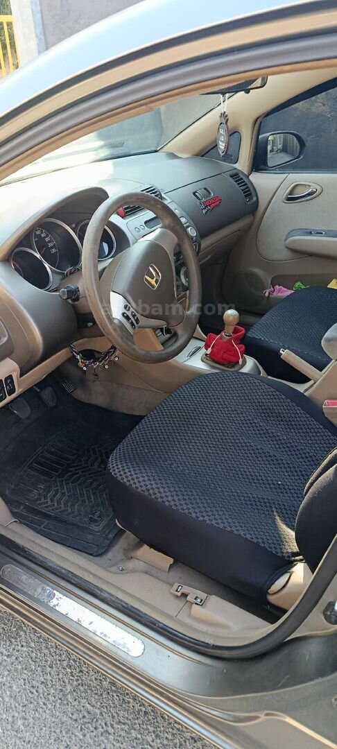 Sahibinden Honda City 1.4 Comfort 2008 Model İstanbul 192.000 km Gri (metalik) 6