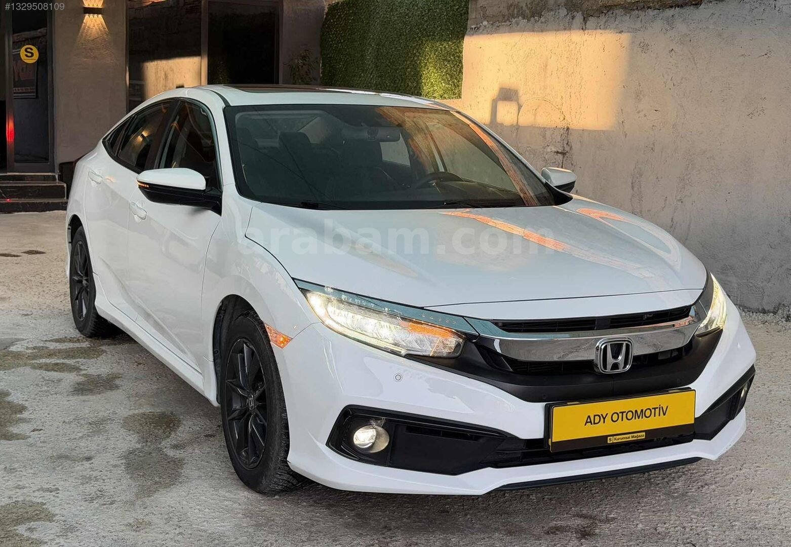 Galeriden Honda Civic 1.6i VTEC Eco Elegance 2020 Model Adıyaman 141.000 km Beyaz 7