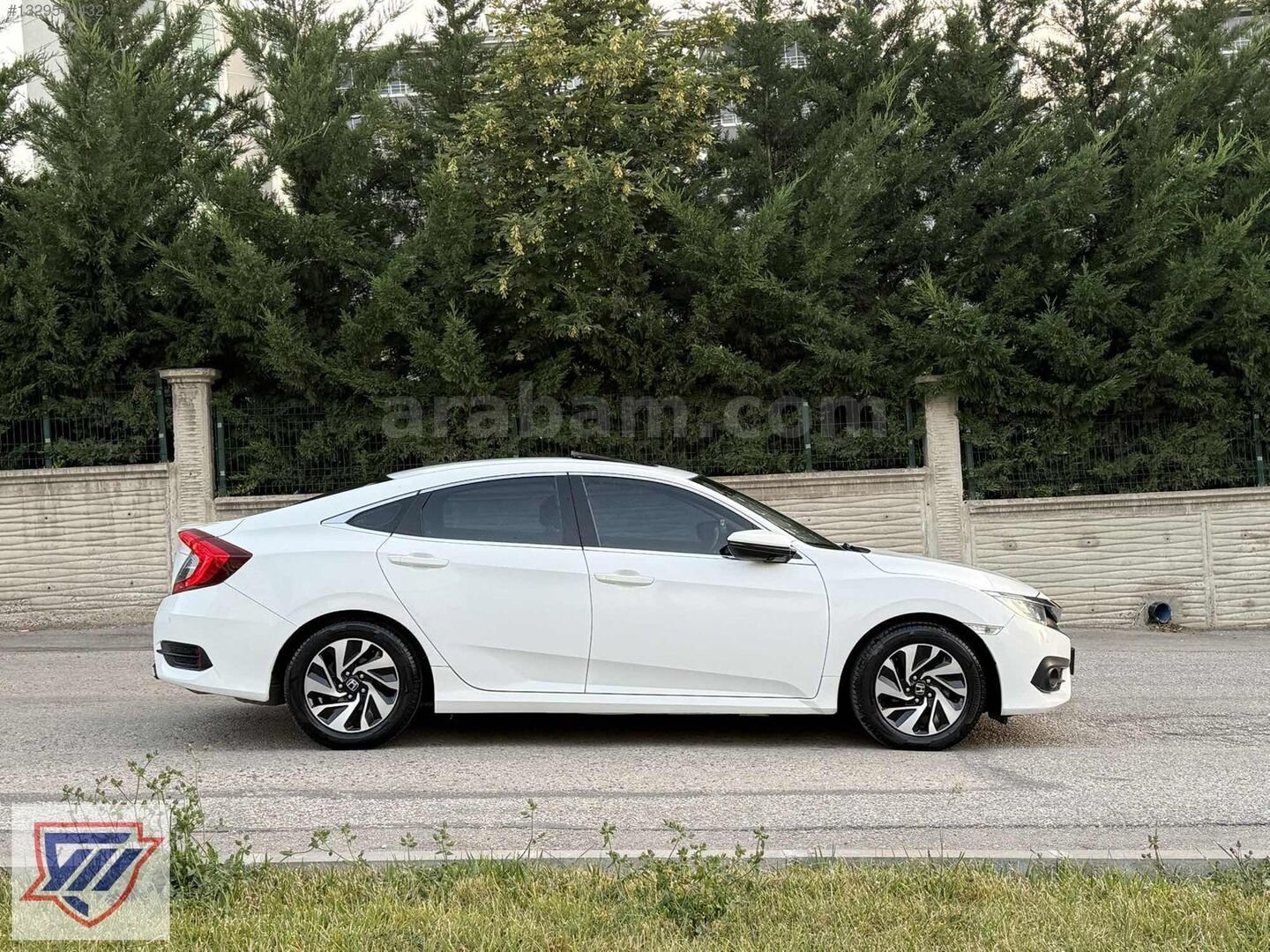 Galeriden Honda Civic 1.6i VTEC Eco Elegance 2019 Model Ankara 121.000 km Beyaz 7