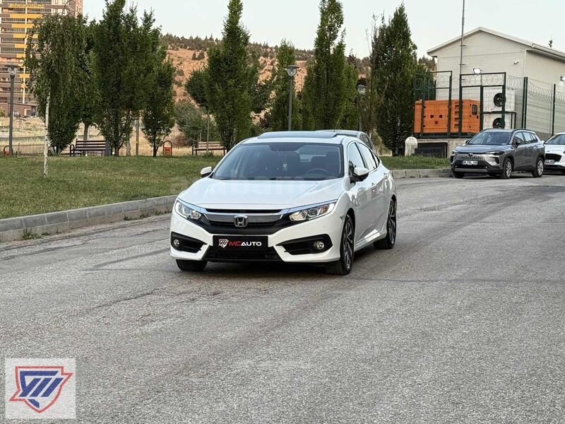 Galeriden Honda Civic 1.6i VTEC Eco Elegance 2019 Model Ankara 121.000 km Beyaz