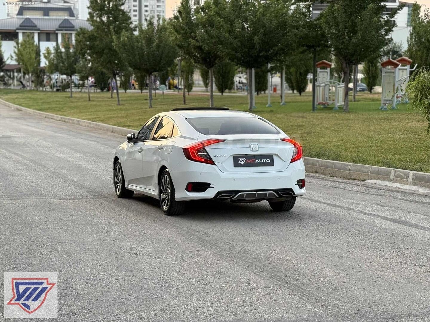 Galeriden Honda Civic 1.6i VTEC Eco Elegance 2019 Model Ankara 121.000 km Beyaz 4