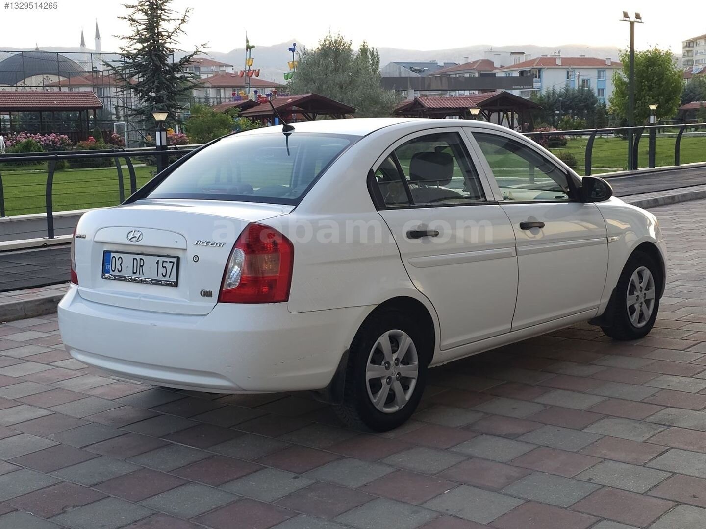 Galeriden Hyundai Accent Era 1.5 CRDi-VGT Team 2009 Model Afyonkarahisar 245.000 km Beyaz 6
