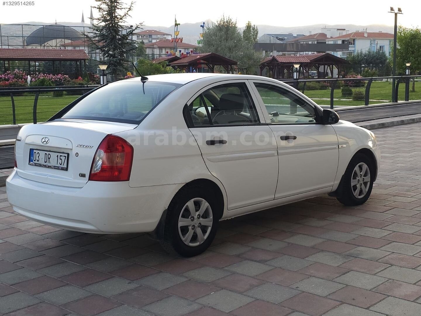 Galeriden Hyundai Accent Era 1.5 CRDi-VGT Team 2009 Model Afyonkarahisar 245.000 km Beyaz 5