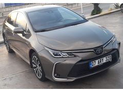 Sahibinden 2019 MODEL, 101.300 KM ,  1.8 HYBRİD 122 HP FLAME X-PACK SUNROOFLU 