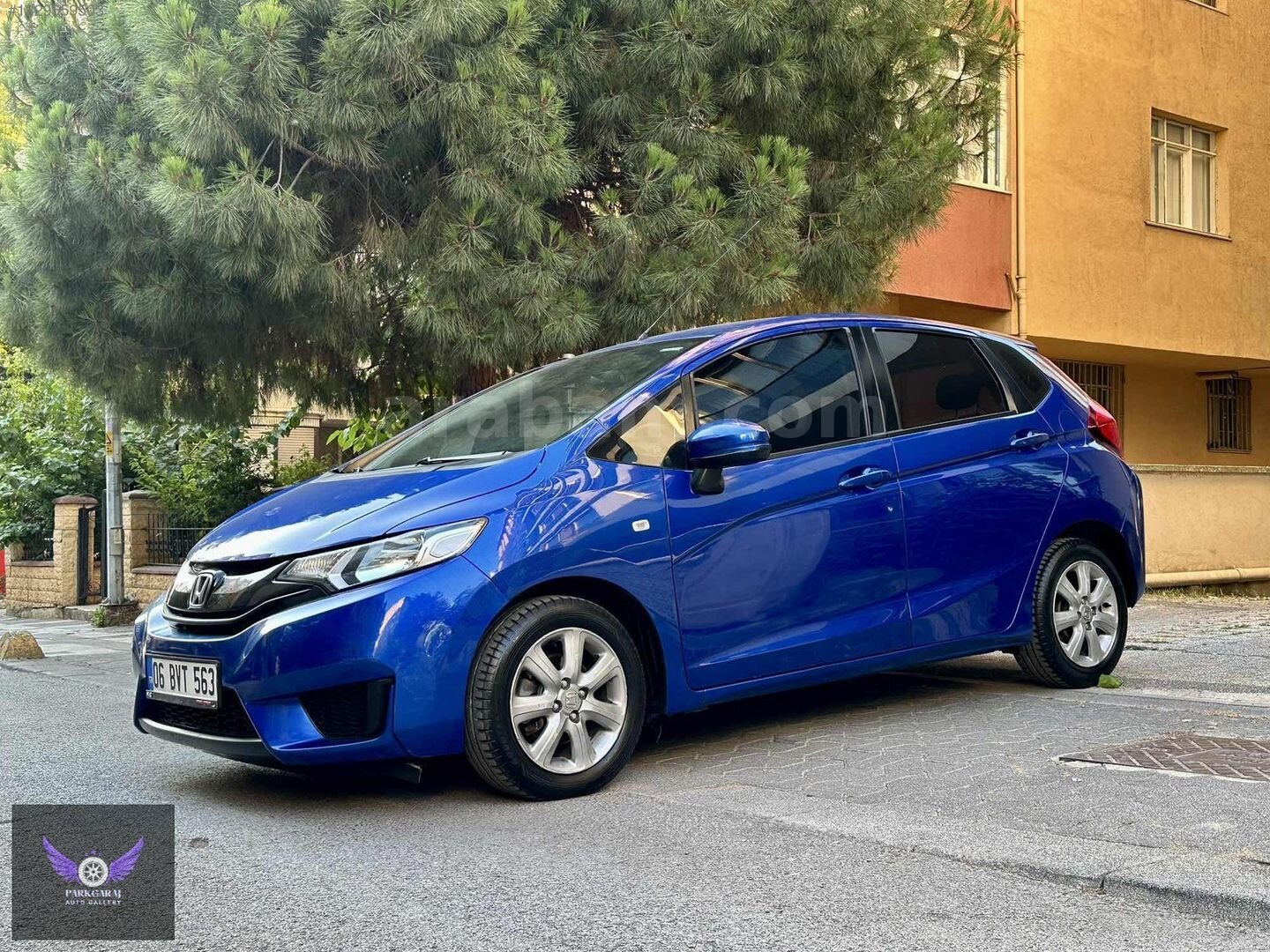 Galeriden Honda Jazz 1.3 Dream 2015 Model İstanbul 93.000 km Mavi 5